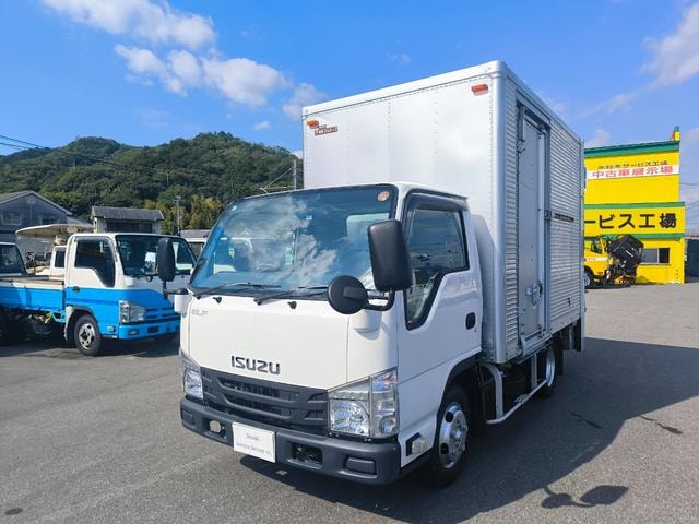 Isuzu ELF TRUCK 2016 — фото автомобиля 1