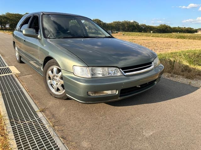 Honda ACCORD WAGON 1997 — фото автомобиля