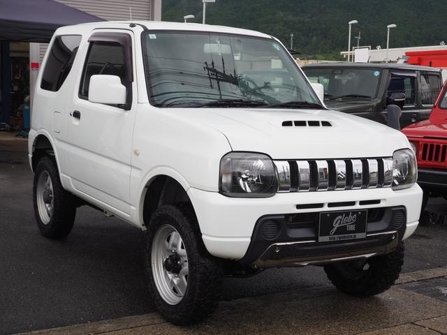 Suzuki JIMNY 2017 — фото автомобиля