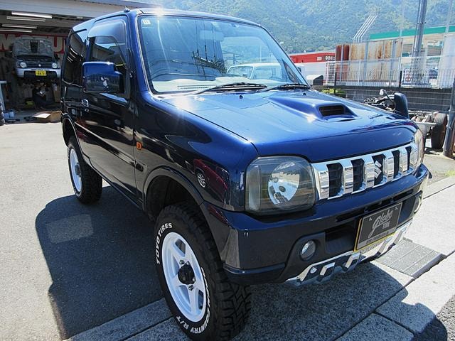 Suzuki JIMNY 2008 — фото автомобиля 1