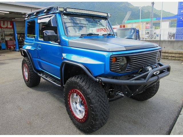 Suzuki JIMNY SIERRA 2020 — фото автомобиля