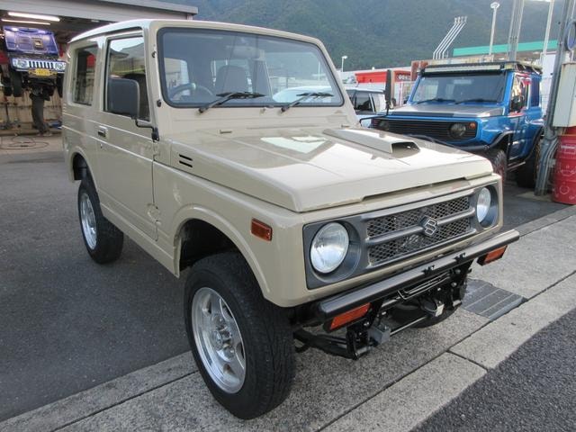 Suzuki JIMNY 1995 — фото автомобиля 1