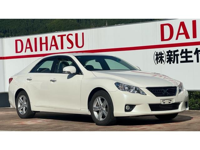 Toyota MARK X 2011 — фото автомобиля 1