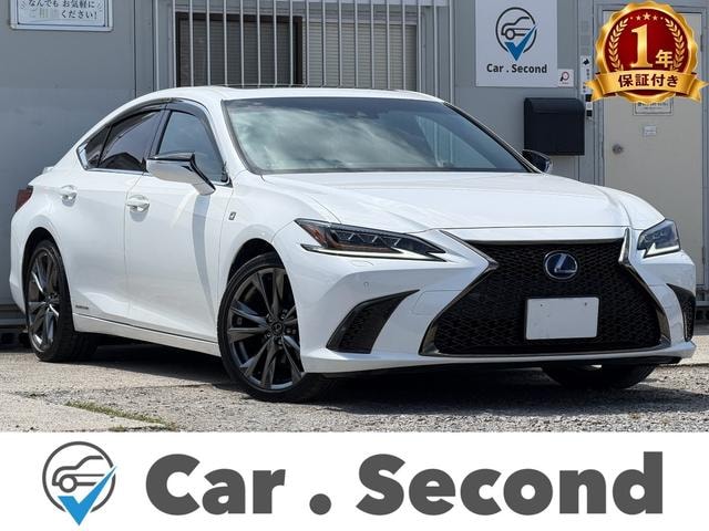 Lexus ES 2019 — фото автомобиля 1