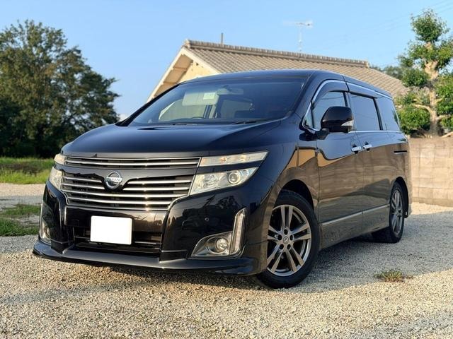 Nissan ELGRAND 2012 — фото автомобиля