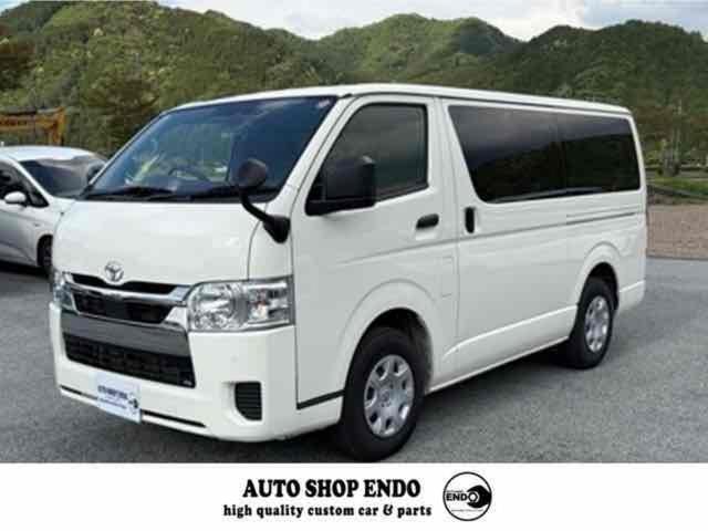 Toyota HIACE VAN 2025 — фото автомобиля 1