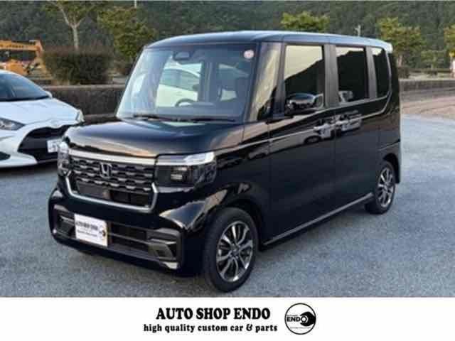 Honda N-BOX CUSTOM 2024 — фото автомобиля 1