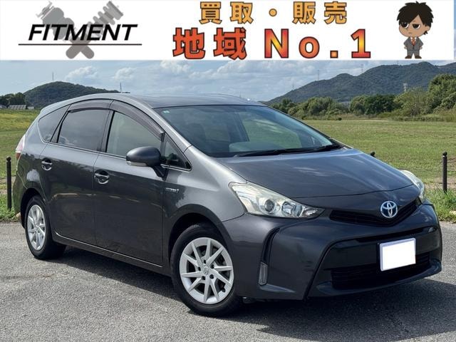 Toyota PRIUS ALPHA 2015 — фото автомобиля