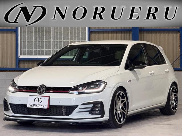 Volkswagen GOLF GTI 2017 — фото автомобиля