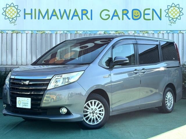 Toyota NOAH 2015 — фото автомобиля