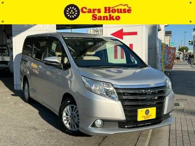Toyota NOAH 2014 — фото автомобиля 1