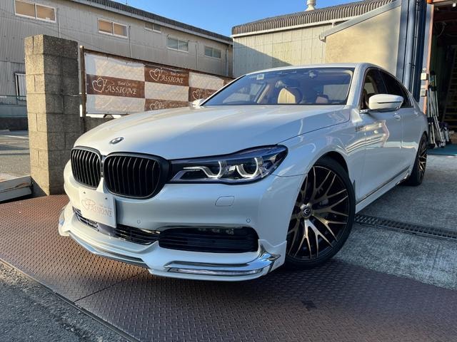 Bmw 7 SERIES 2016 — фото автомобиля 1