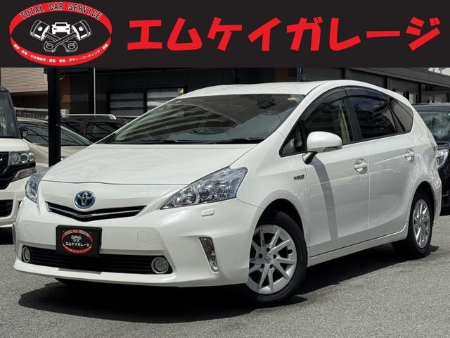 Toyota PRIUS ALPHA 2012 — фото автомобиля 1