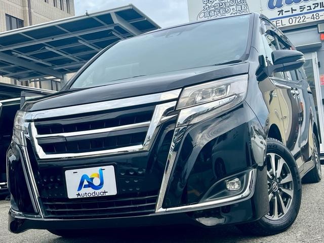 Toyota ESQUIRE 2018 — фото автомобиля 1