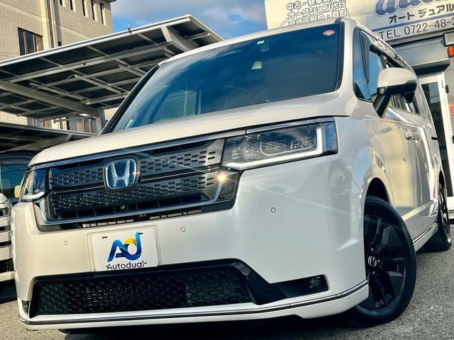 Honda STEPWAGON 2023 — фото автомобиля 1