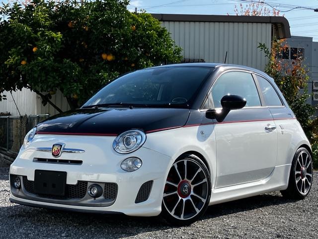 Abarth 595 2013 — фото автомобиля 1