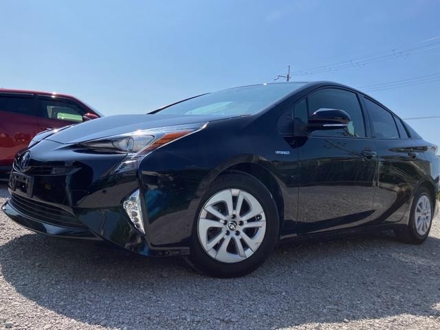 Toyota PRIUS 2017 — фото автомобиля 1
