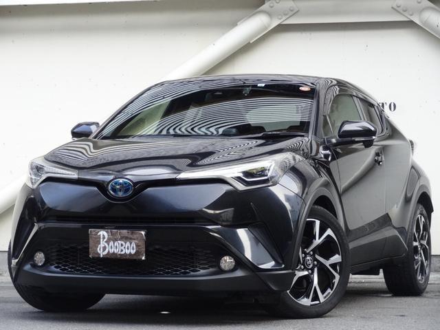 Toyota C-HR 2017 — фото автомобиля 1