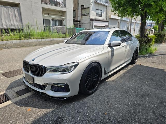 Bmw 7 SERIES 2015 — фото автомобиля 1