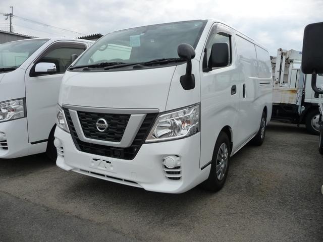 Nissan NV350CARAVAN VAN 2020 — фото автомобиля 1