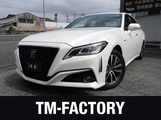 Toyota CROWN HYBRID 2018 — фото автомобиля 1