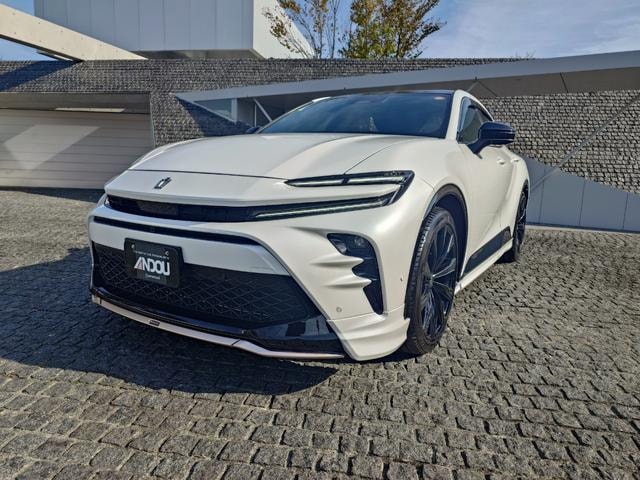 Toyota CROWN SPORT 2025 — фото автомобиля