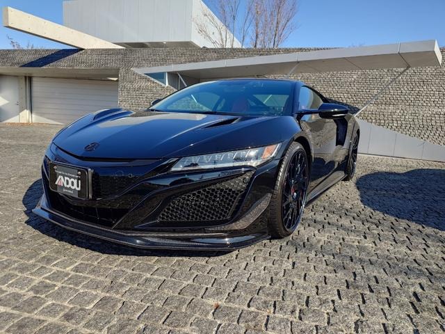 Acura NSX 2017 — фото автомобиля