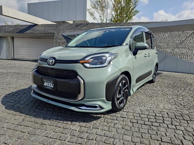 Toyota SIENTA 2023 — фото автомобиля 1