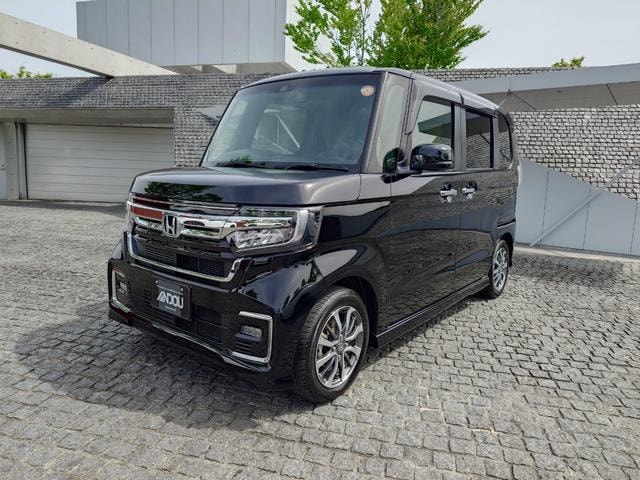 Honda N-BOX CUSTOM 2022 — фото автомобиля 1