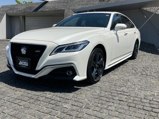 Toyota CROWN HYBRID 2020 — фото автомобиля