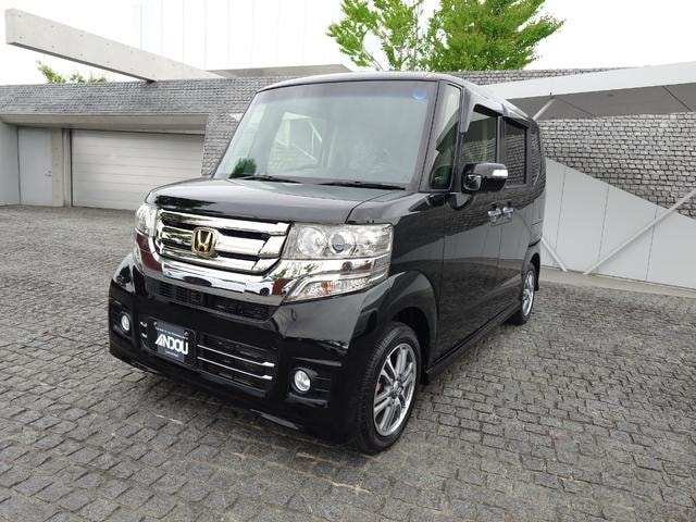 Honda N-BOX CUSTOM 2016 — фото автомобиля 1