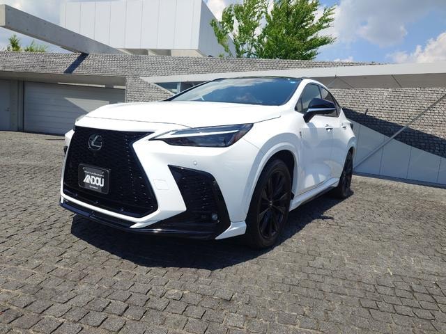 Lexus NX 2025 — фото автомобиля 1