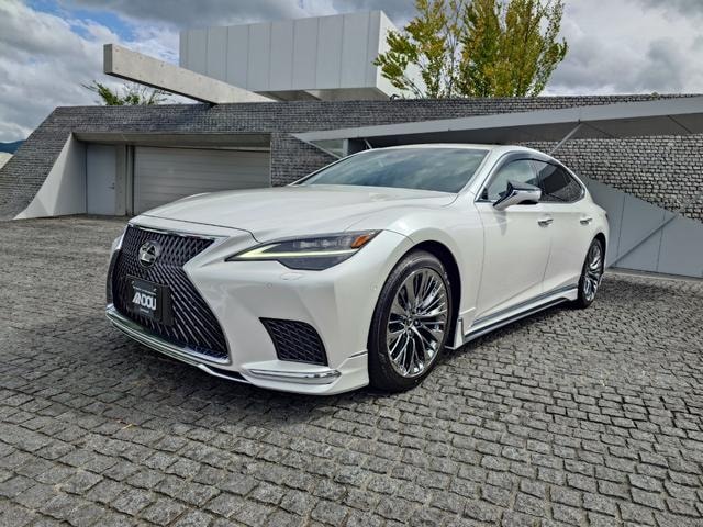 Lexus LS 2023 — фото автомобиля