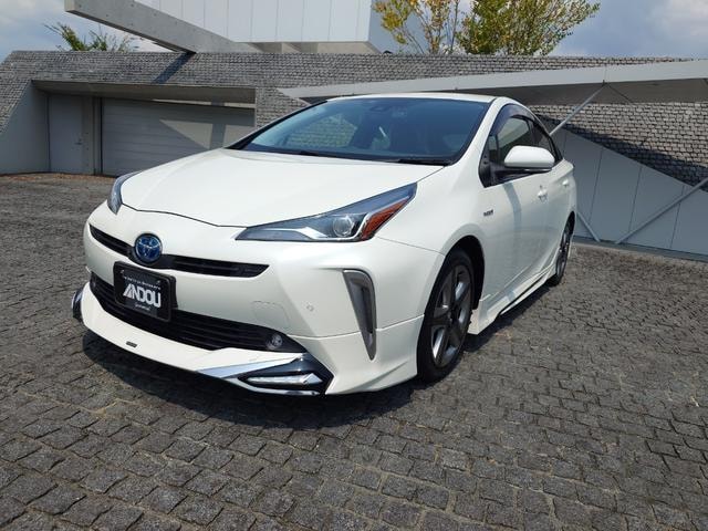 Toyota PRIUS 2020 — фото автомобиля 1