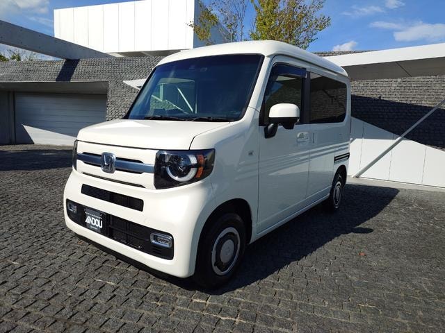 Honda N-VAN PLUS STYLE 2019 — фото автомобиля 1