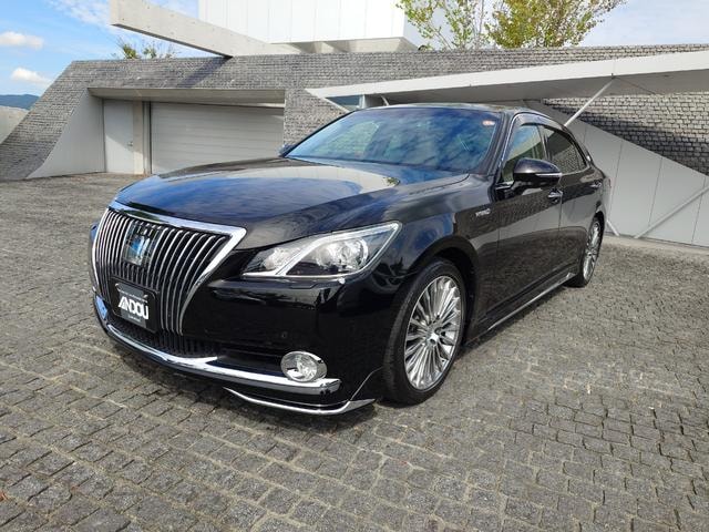 Toyota CROWN MAJESTA 2014 — фото автомобиля