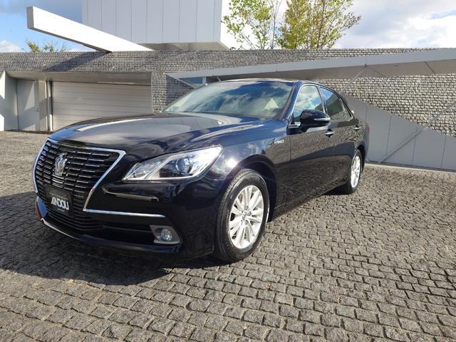 Toyota CROWN HYBRID 2013 — фото автомобиля