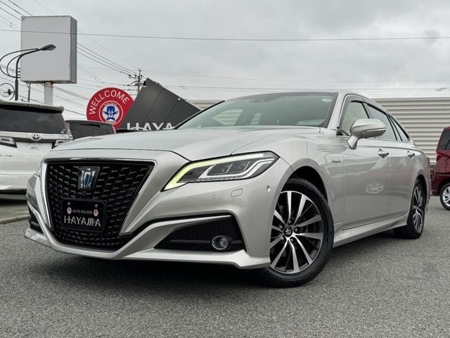 Toyota CROWN HYBRID 2018 — фото автомобиля