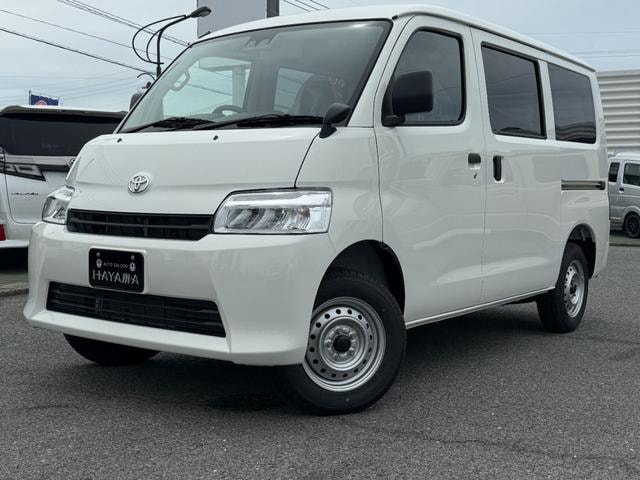 Toyota TOWNACE VAN 2026 — фото автомобиля 1