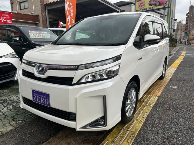 Toyota VOXY 2017 — фото автомобиля 1