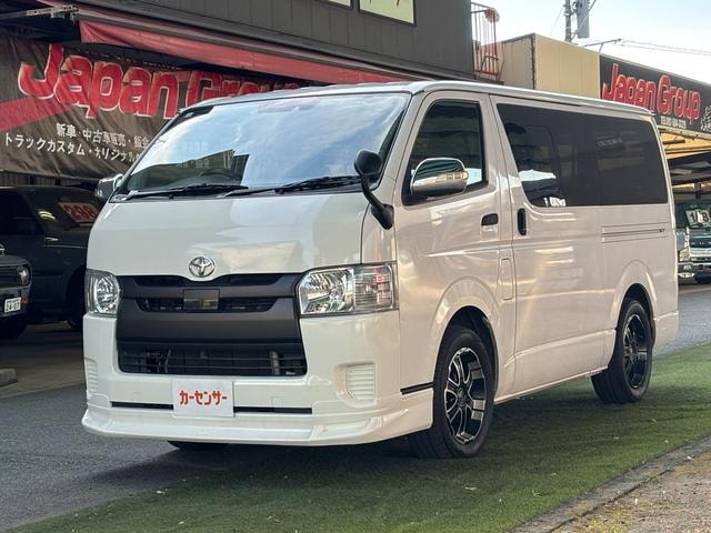 Toyota HIACE VAN 2014 — фото автомобиля
