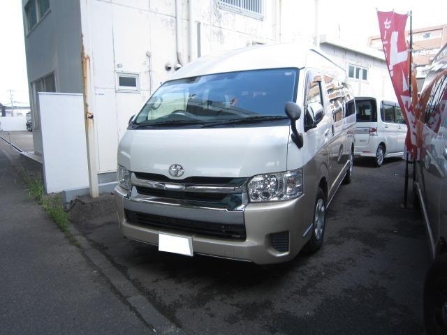 Toyota HIACE WAGON 2018 — фото автомобиля