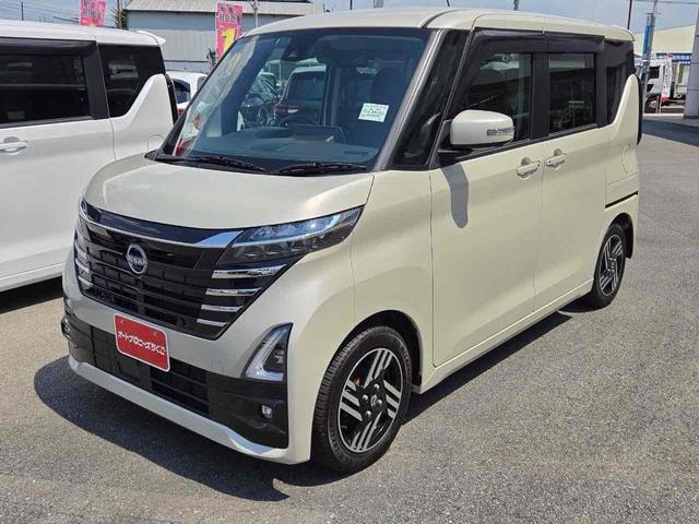 Nissan ROOX 2023 — фото автомобиля 1
