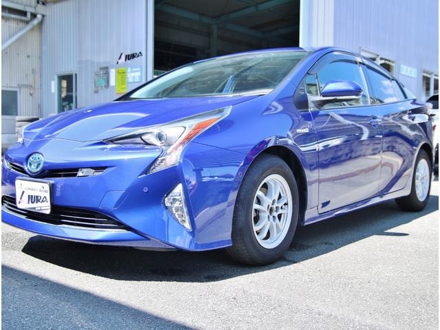 Toyota PRIUS 2016 — фото автомобиля 1