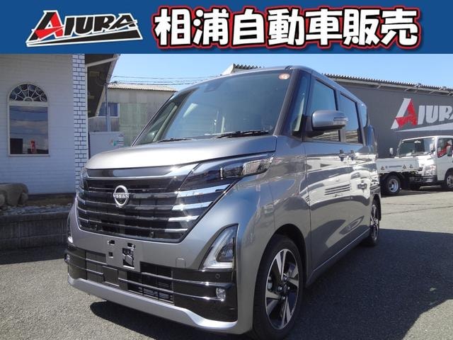 Nissan ROOX 2025 — фото автомобиля