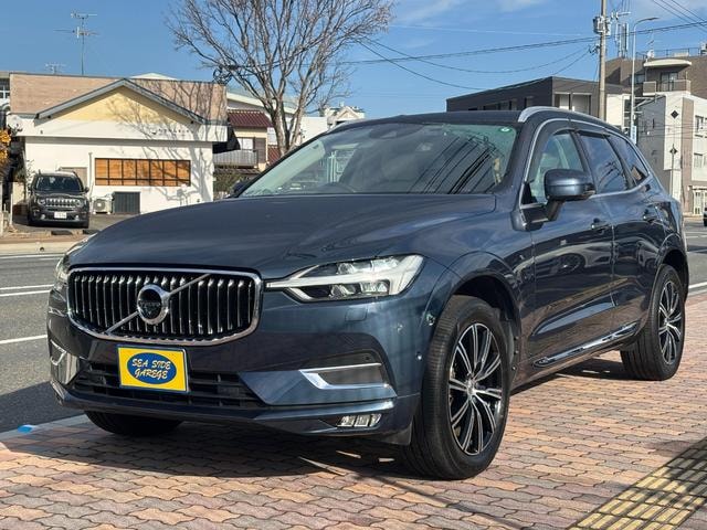 Volvo XC60 2019 — фото автомобиля