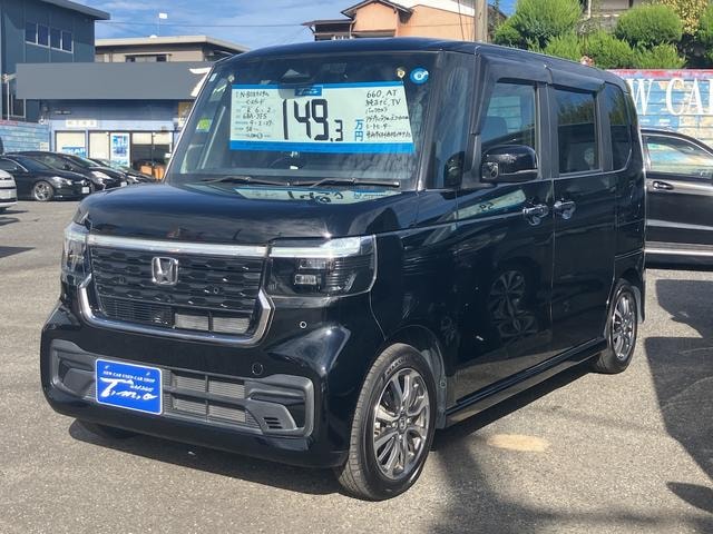 Honda N-BOX CUSTOM 2024 — фото автомобиля 1