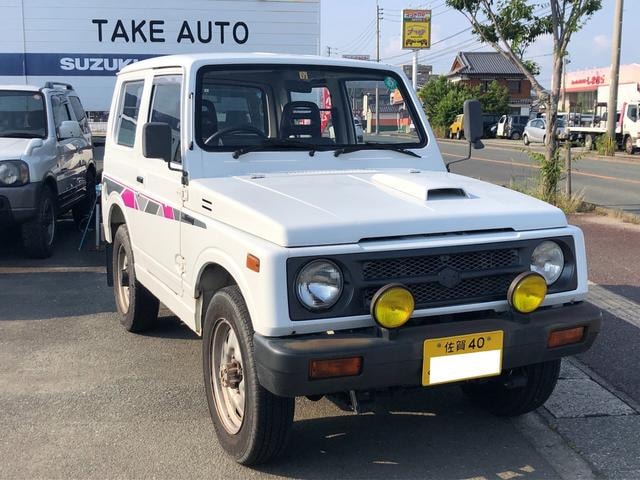Suzuki JIMNY 1992 — фото автомобиля 1