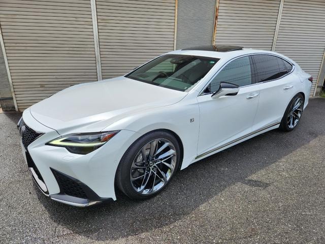 Lexus LS 2021 — фото автомобиля