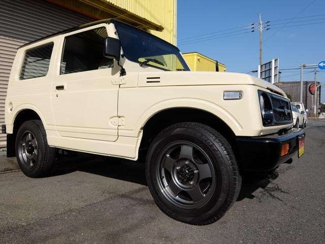 Suzuki JIMNY 1995 — фото автомобиля 1